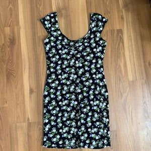 H&M floral bodycon dress, size 6